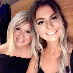 Meet your Posher, Kara